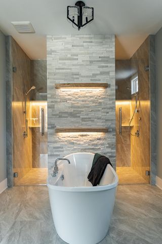 4868 Royal Oaks Circle SW, Rochester, MN 55902