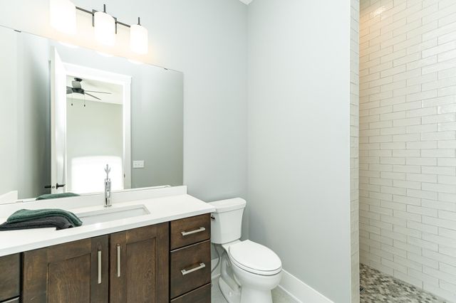 4868 Royal Oaks Circle SW, Rochester, MN 55902