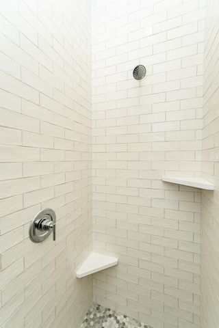 4868 Royal Oaks Circle SW, Rochester, MN 55902