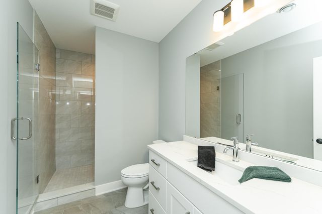 4868 Royal Oaks Circle SW, Rochester, MN 55902