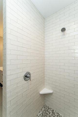 4868 Royal Oaks Circle SW, Rochester, MN 55902