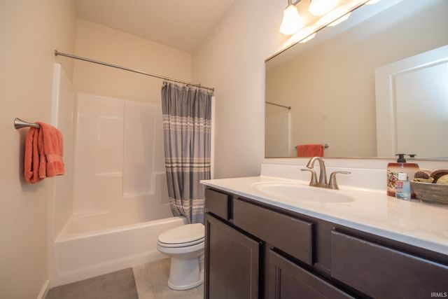 6126 Silvercreek Drive, West Lafayette, IN 47906
