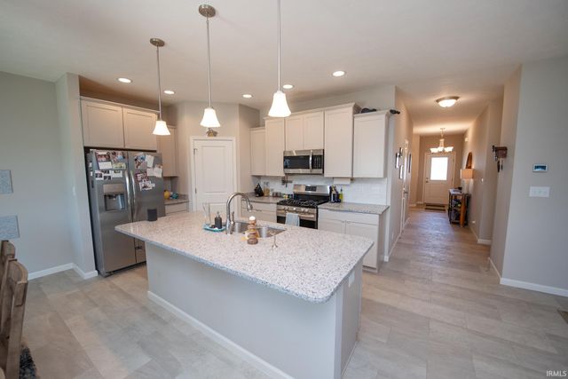 6126 Silvercreek Drive, West Lafayette, IN 47906