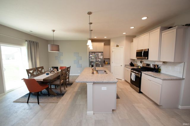 6126 Silvercreek Drive, West Lafayette, IN 47906