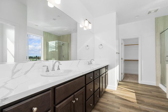 1146 Ponderosa Way W, Madera, CA 93636