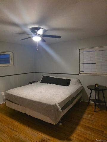 24920 Chernick Street, Taylor, MI 48180