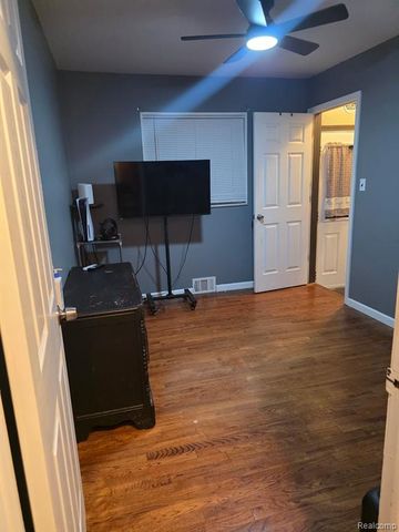 24920 Chernick Street, Taylor, MI 48180