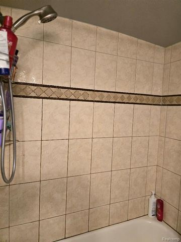 24920 Chernick Street, Taylor, MI 48180