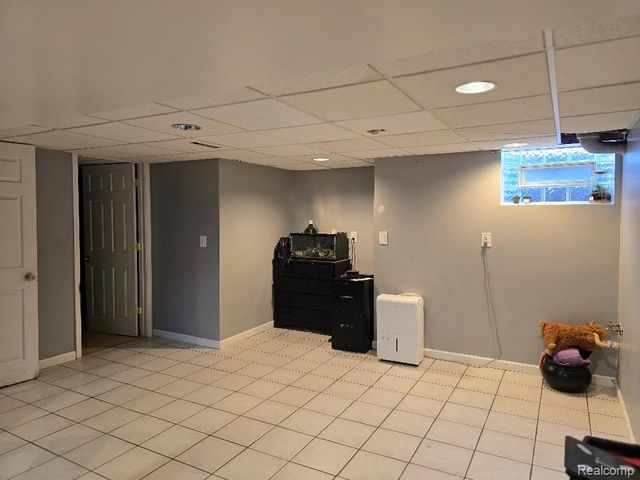 24920 Chernick Street, Taylor, MI 48180