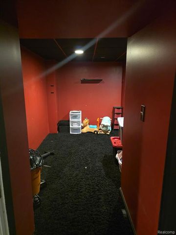 24920 Chernick Street, Taylor, MI 48180