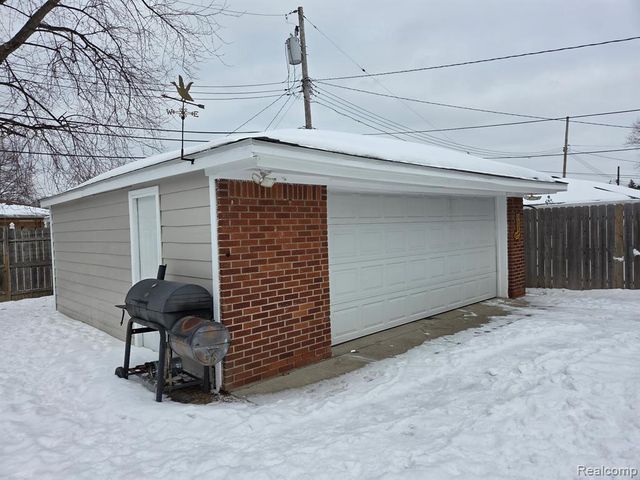 24920 Chernick Street, Taylor, MI 48180