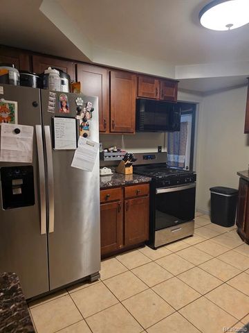 24920 Chernick Street, Taylor, MI 48180