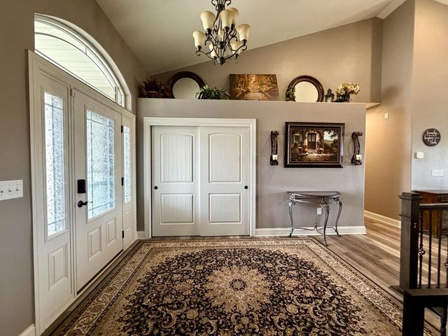 1360 Foxwood PASS, Oconomowoc, WI 53066