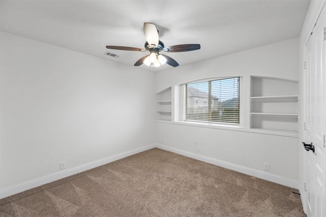 905 Foxtail Drive, Mansfield, TX 76063