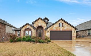 905 Foxtail Drive, Mansfield, TX 76063