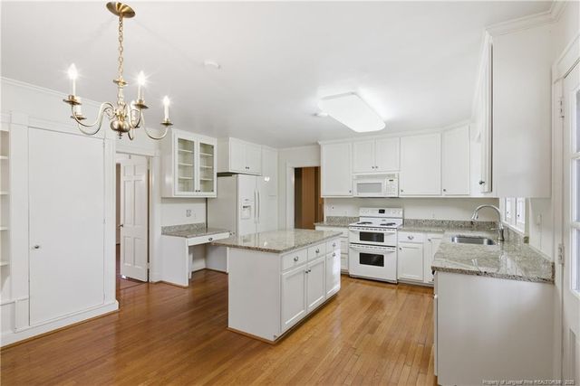 1513 Raeford Road, Fayetteville, NC 28305