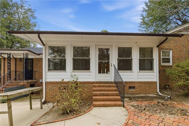 1513 Raeford Road, Fayetteville, NC 28305