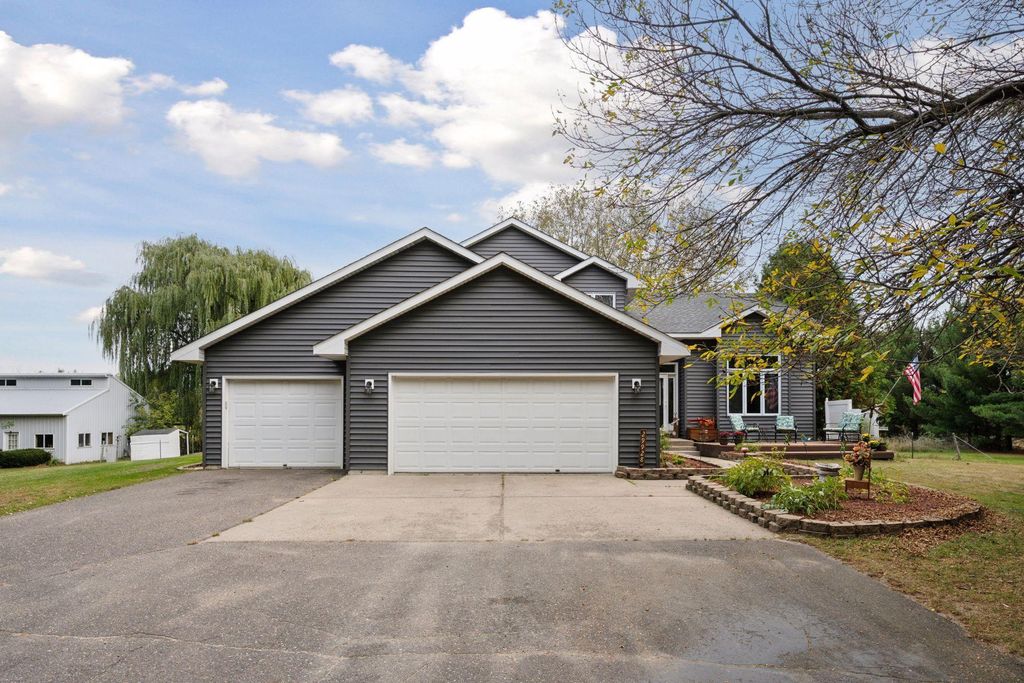 29928 152nd Street NW, Zimmerman, MN 55398