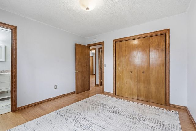 4040 W Woodshill Court, Springfield, MO 65802