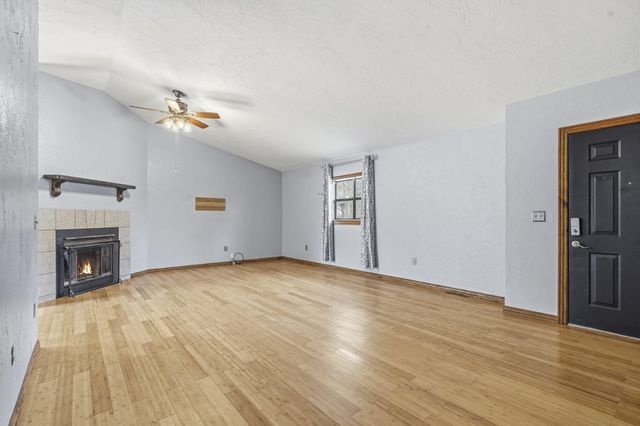 4040 W Woodshill Court, Springfield, MO 65802