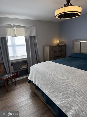 630 WHITTIER DR, Warminster, PA 18974