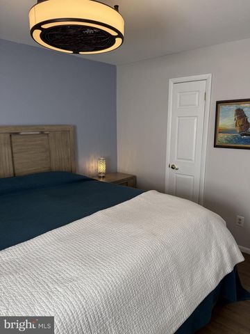 630 WHITTIER DR, Warminster, PA 18974