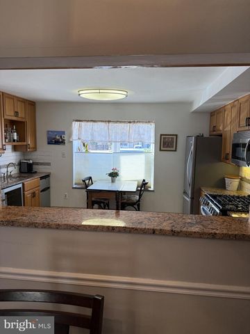 630 WHITTIER DR, Warminster, PA 18974