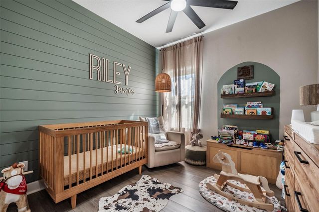 29345 MEADOWCROFT AVENUE, Wesley Chapel, FL 33544