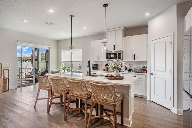 29345 MEADOWCROFT AVENUE, Wesley Chapel, FL 33544