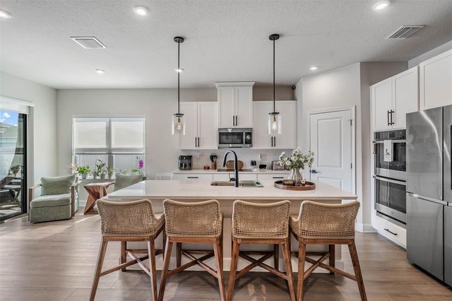 29345 MEADOWCROFT AVENUE, Wesley Chapel, FL 33544