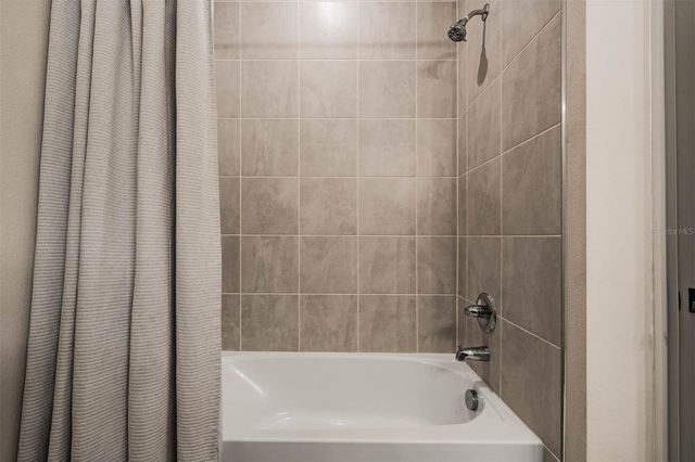 29345 MEADOWCROFT AVENUE, Wesley Chapel, FL 33544