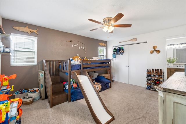 6623 12TH TERRACE N, St Petersburg, FL 33710