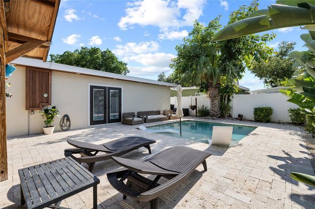 6623 12TH TERRACE N, St Petersburg, FL 33710