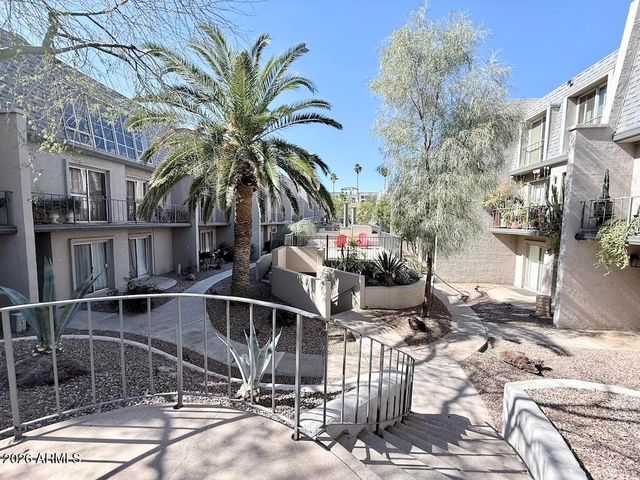 1004 E OSBORN Road E, Phoenix, AZ 85014