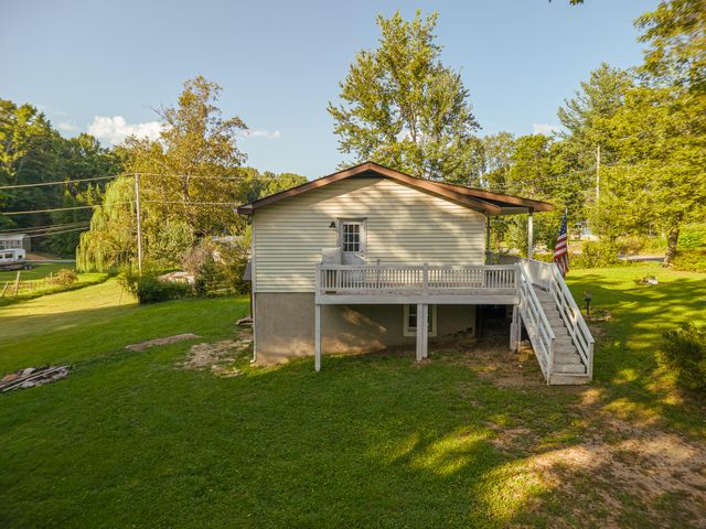 3501 Wilson Avenue, Signal Mountain, TN 37377