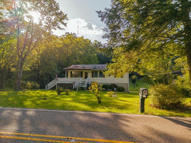 3501 Wilson Avenue, Signal Mountain, TN 37377