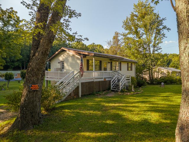 3501 Wilson Avenue, Signal Mountain, TN 37377