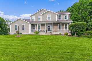 3 Merrimac Street, New Hartford, NY 13413