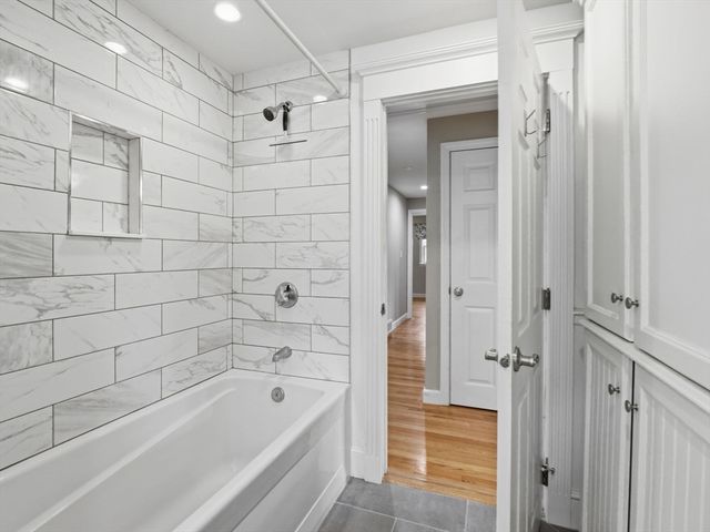 35 Southern Ave, Weymouth, MA 02188