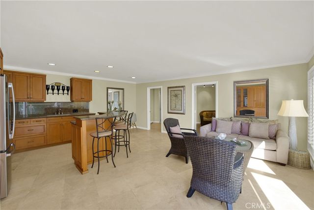 31561 Table Rock Drive 213, Laguna Beach, CA 92651