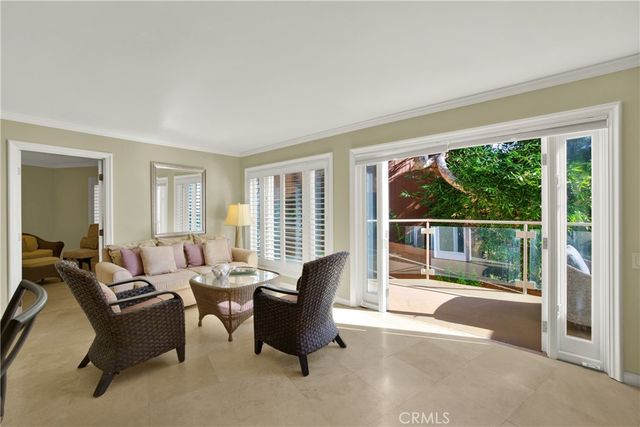 31561 Table Rock Drive 213, Laguna Beach, CA 92651