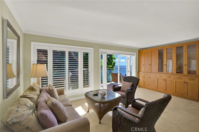 31561 Table Rock Drive 213, Laguna Beach, CA 92651