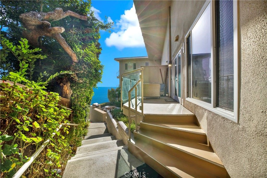 31561 Table Rock Drive 213, Laguna Beach, CA 92651