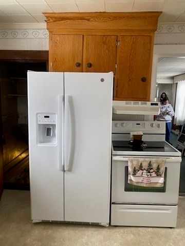 32 Vernon St, Waltham, MA 02453