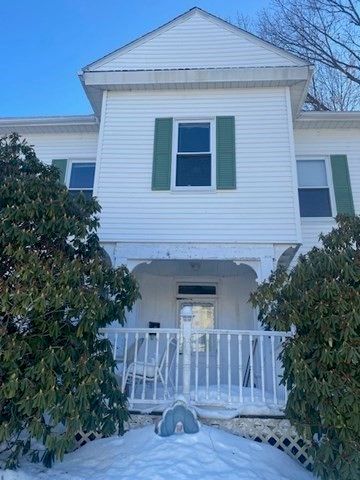 32 Vernon St, Waltham, MA 02453