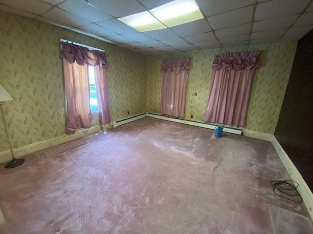 32 Vernon St, Waltham, MA 02453