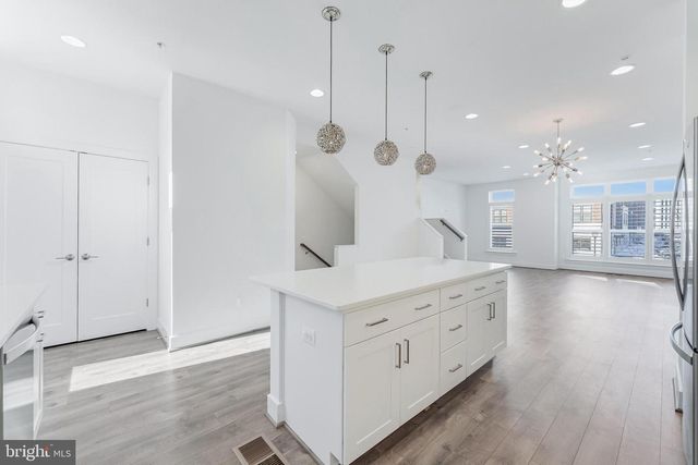 3510 BELLFLOWER LN, Rockville, MD 20852