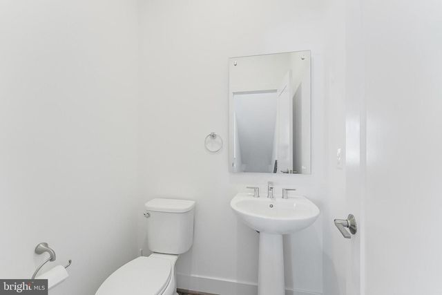 3510 BELLFLOWER LN, Rockville, MD 20852