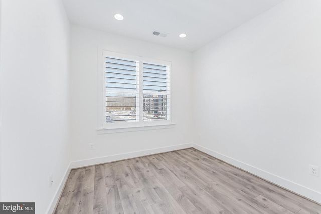 3510 BELLFLOWER LN, Rockville, MD 20852