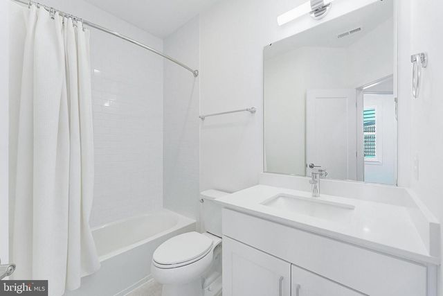 3510 BELLFLOWER LN, Rockville, MD 20852